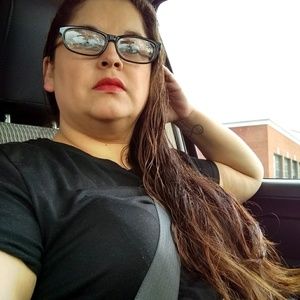 Meet your Posher, Nona